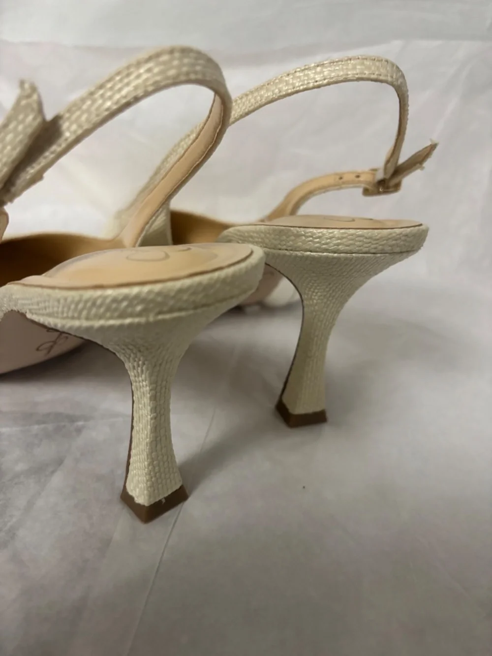 Jessica Simpson Pump- Cream color
